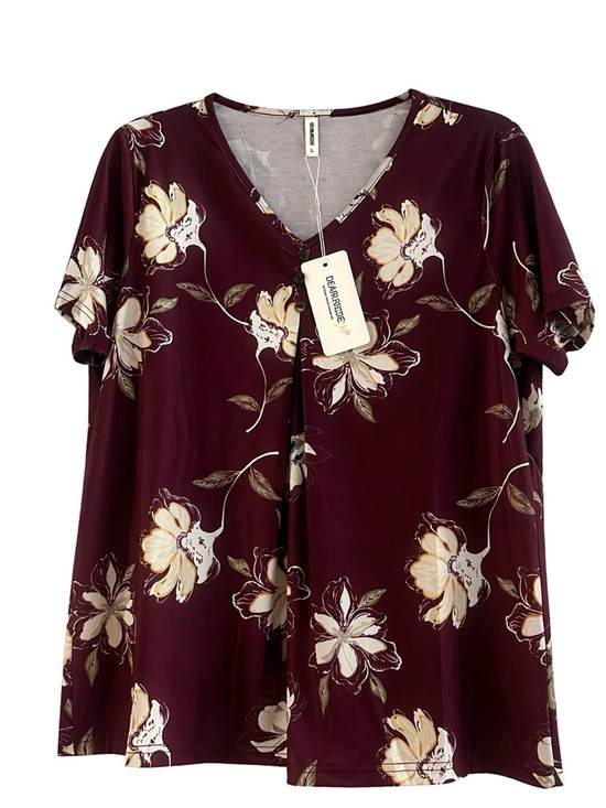 DEARMSROSE Tops - V-Neck Floral Short Sleeve Top in Burgundy by